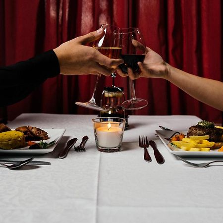 Hotel Picok Ðurđevac Eksteriør billede